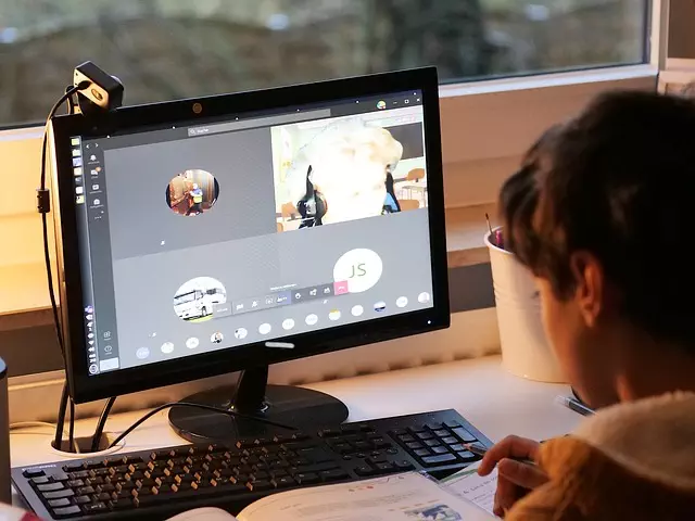 Stream High-Quality Videos: Mastering DivX on Your PC